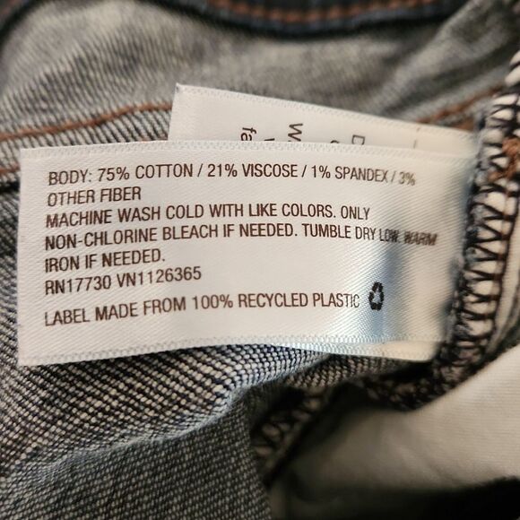 Universal Thread Goods Co. Women's size 2R high rise slim straight denim jeans. - Picture 9 of 9